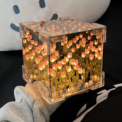 Neioaas 2-in-1 Handmade DIY 20 Tulip Flowers Cube Mirror LED Night Light, Pink Mutli