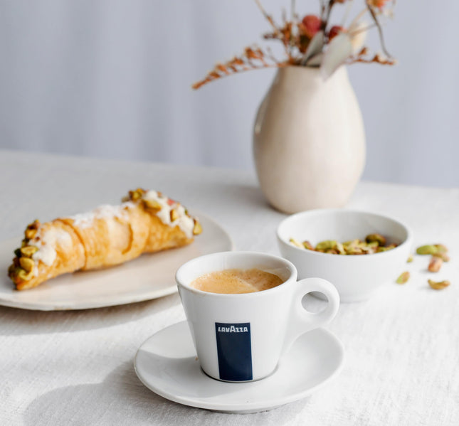 Lavazza Blue Single Espresso Top Class Coffee Capsules (Pack of 100) - Instant Coffee Pods for Lavazza Coffee Machines (Pack of 100)
