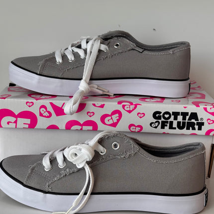 Gotta Flurt Women's Classic II Grey Canvas Low-Top Sneaker