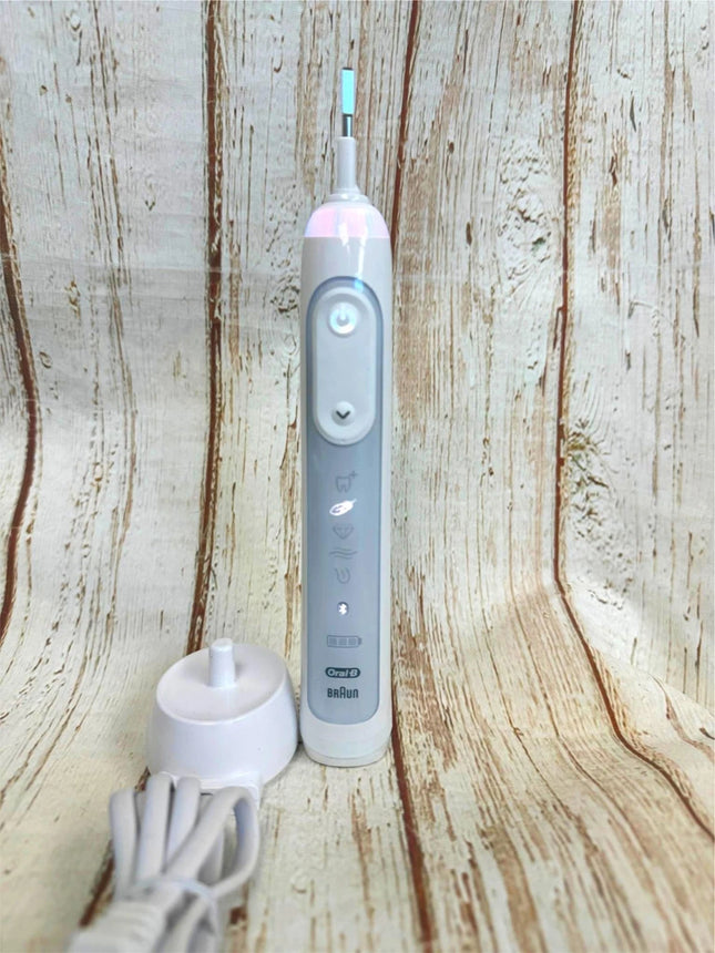 Oral-B GENIUS X LIMITED, Rechargeable Electric Toothbrush with Artificial Intelligence WHITE GRAY