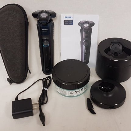 Philips Shaver Series 5000 Wet & Dry Electric Shaver with Quick Cleaning Pod  S5889/94