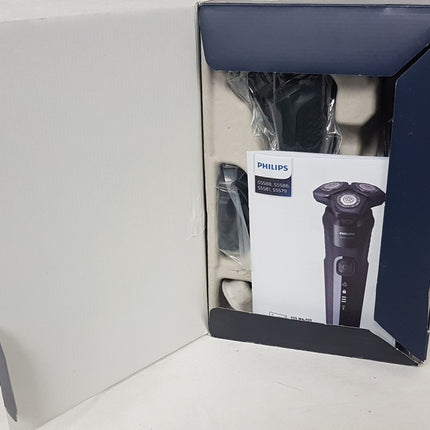 PHILIPS 5000 Series Wet & Dry Electric Shaver, S5588/25 NEW OPEN BOX